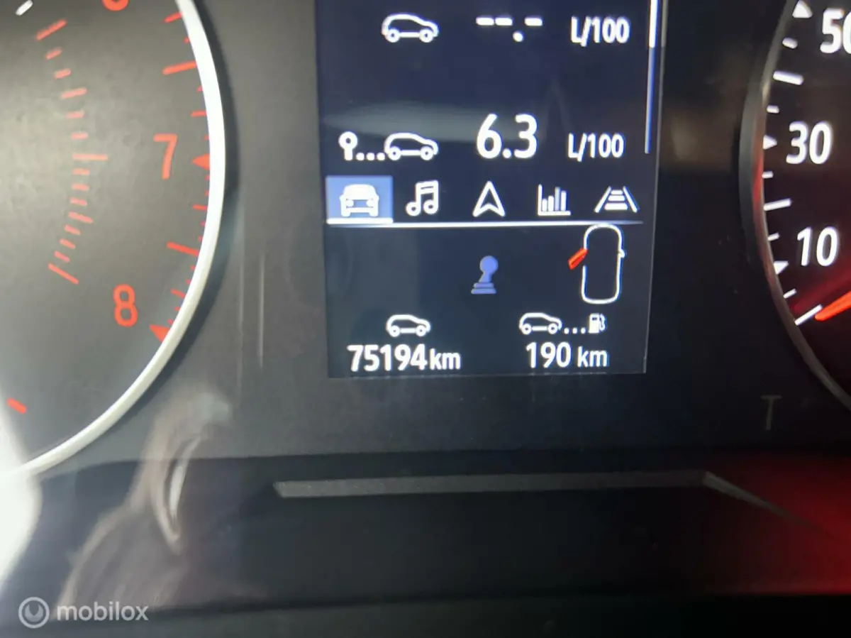 1.0 TCe 90 Life * NAVIGATIE * AIRCO