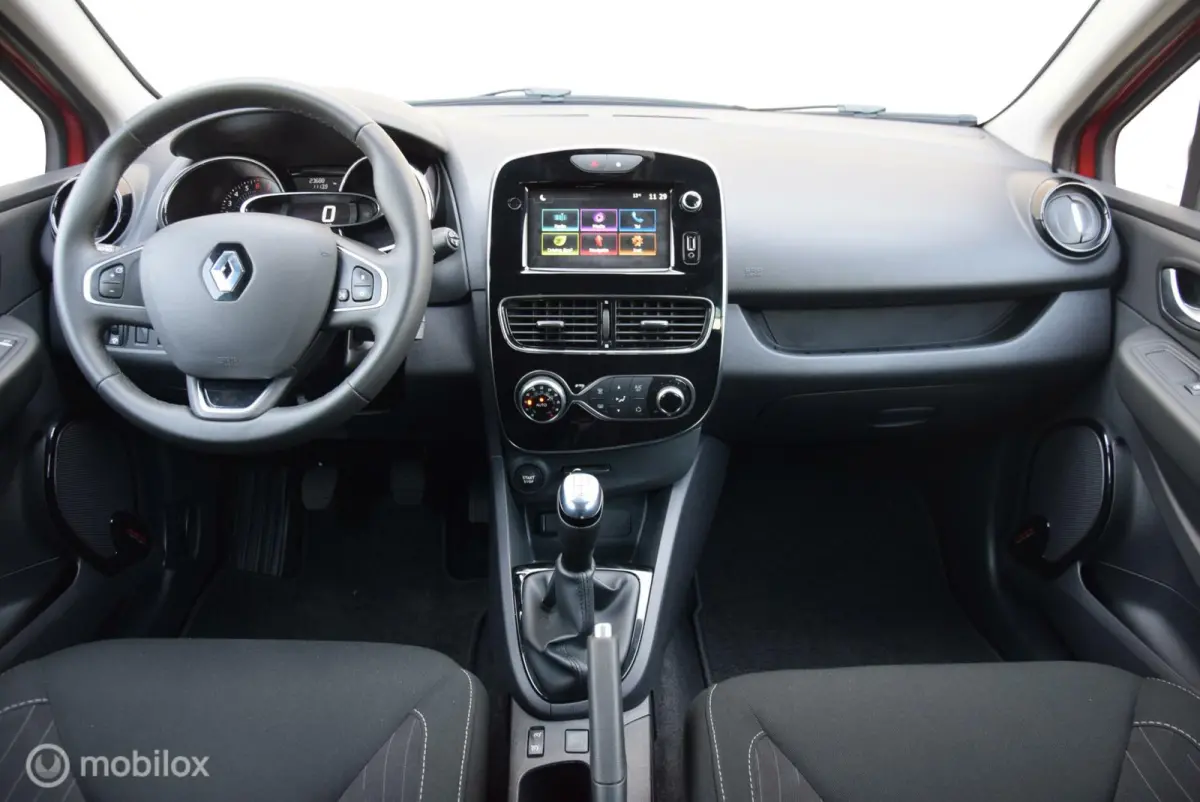 0.9 TCe Limited climate control PDC navi Apple Carplay