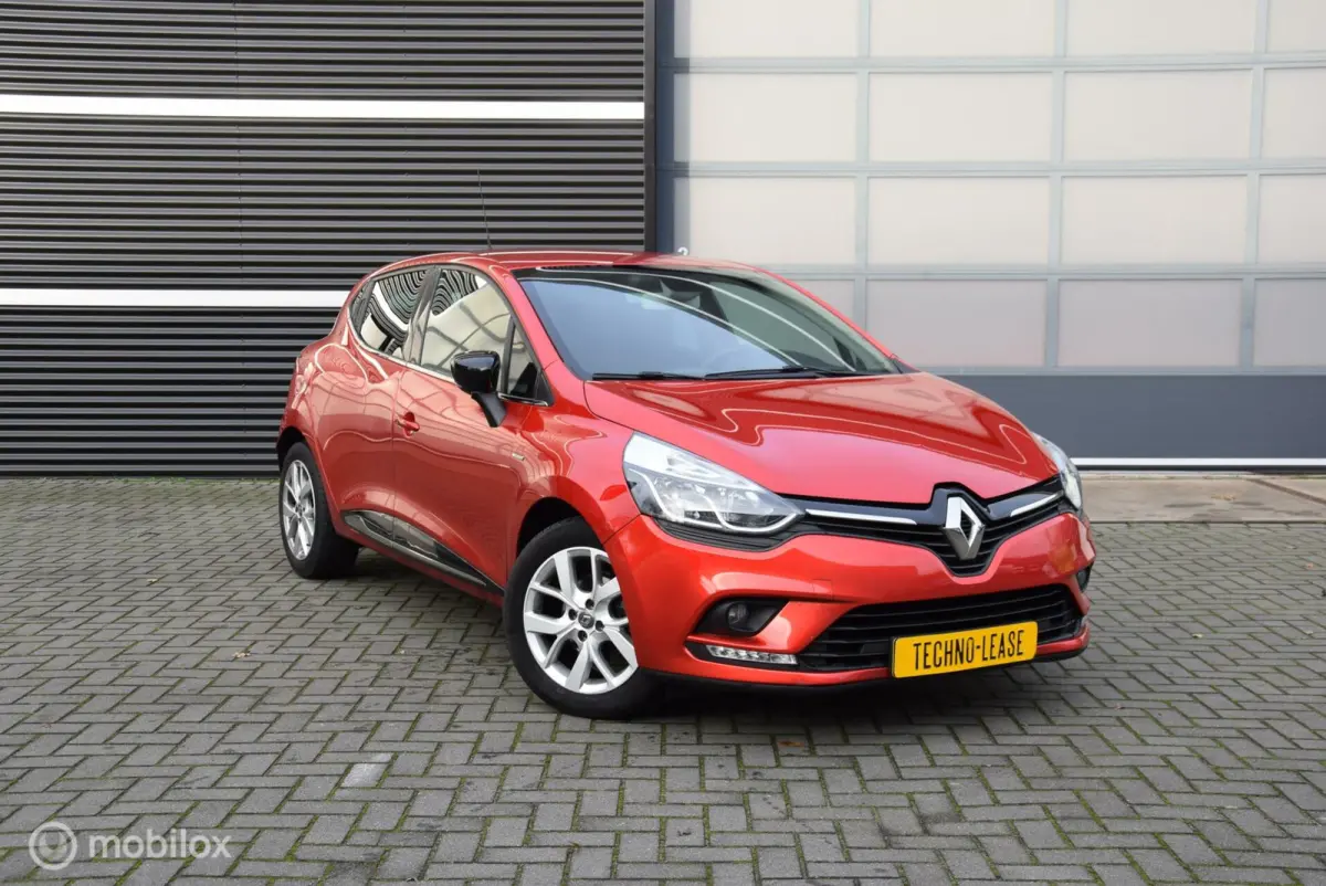 0.9 TCe Limited climate control PDC navi Apple Carplay
