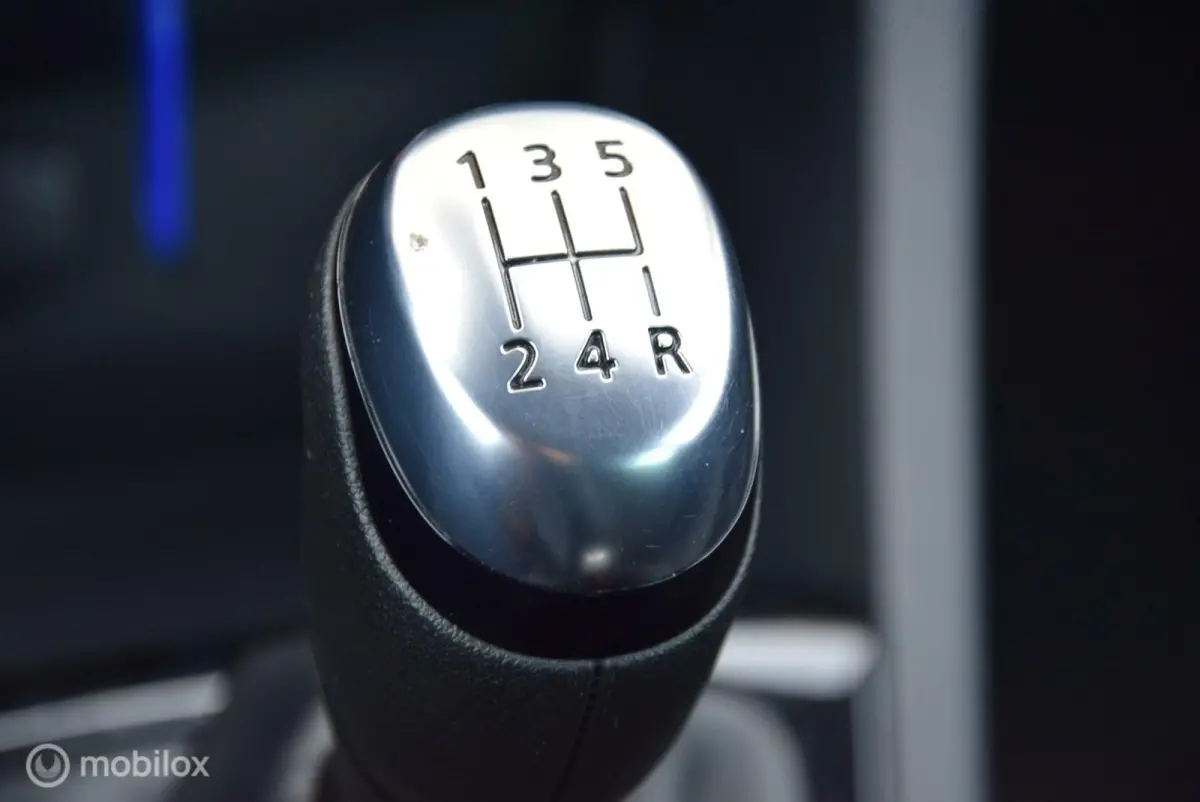 0.9 TCe Limited climate control PDC navi Apple Carplay