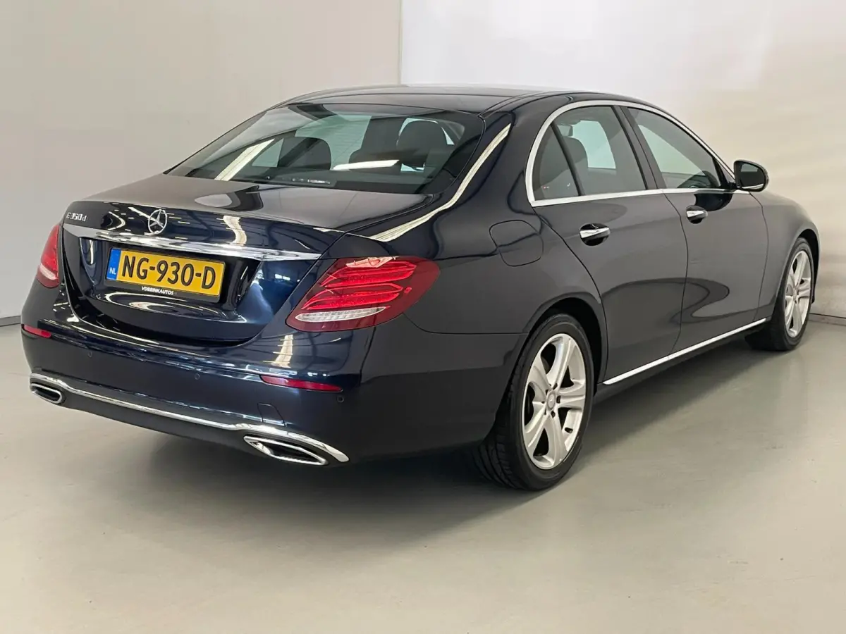 350d / NL-auto / Keyless / Sfeerverlichting