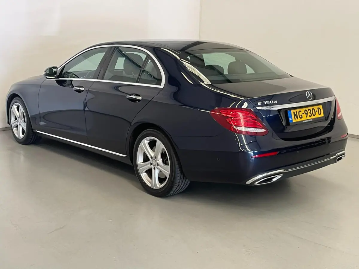 350d / NL-auto / Keyless / Sfeerverlichting