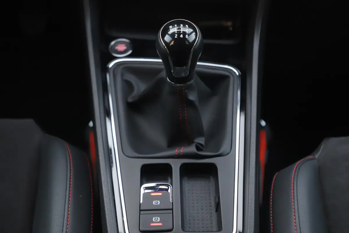 1.0 TSI FR Ultimate Edition Virtual Cockpit Keyless Full LED Navigatie Carplay Android Achteruitrijcamera Beats Audio Adaptive Cruise Lane Assist
