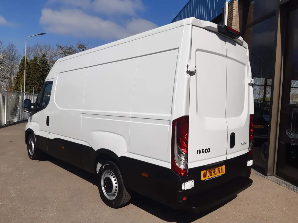 35S16V L2H2 156Pk Airco Cruise control 1420 Kg laadvermogen