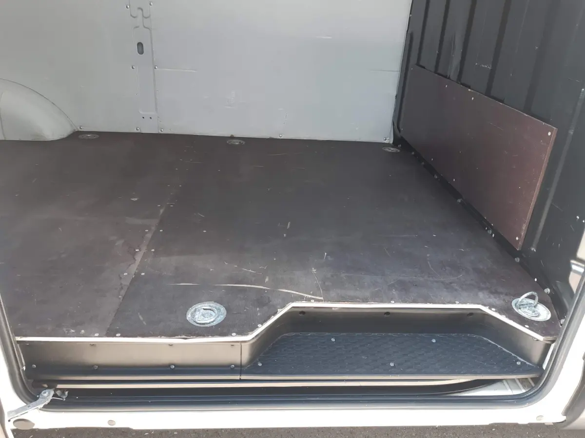 35S16V L2H2 156Pk Airco Cruise control 1420 Kg laadvermogen