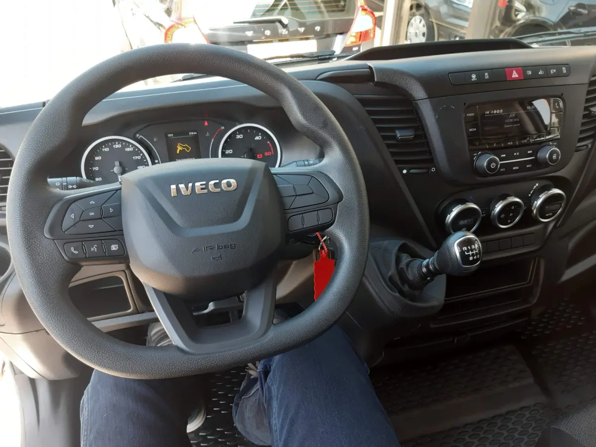 35S16V L2H2 156Pk Airco Cruise control 1420 Kg laadvermogen