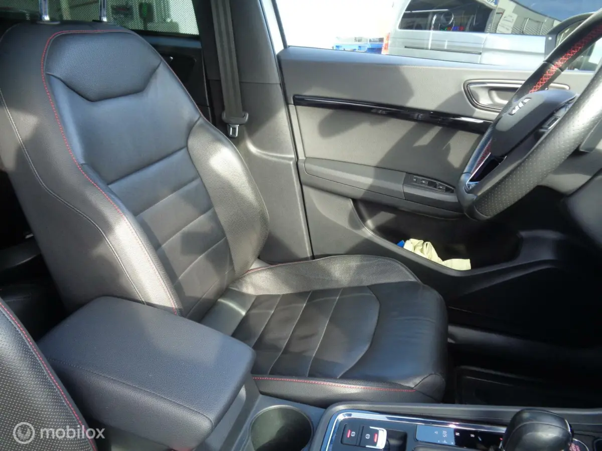 1.5 TSI FR/Panoramadak/Leer/Stoelverw/Carplay/18''/LED/Virtual/Trekhaak/Key Less