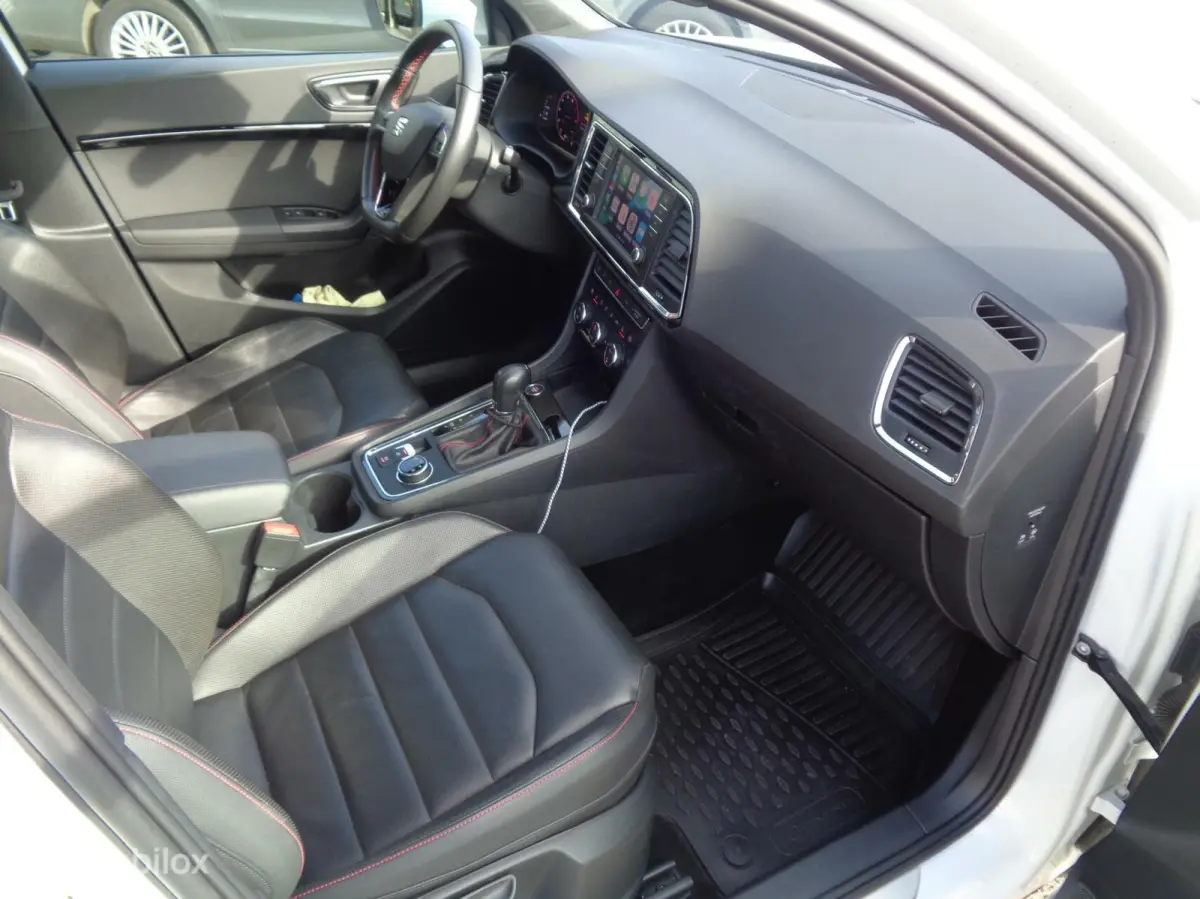 1.5 TSI FR/Panoramadak/Leer/Stoelverw/Carplay/18''/LED/Virtual/Trekhaak/Key Less