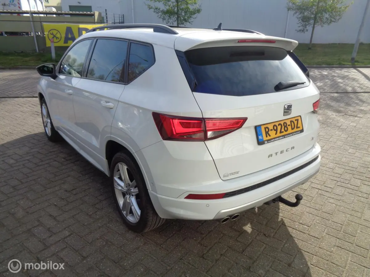 1.5 TSI FR/Panoramadak/Leer/Stoelverw/Carplay/18''/LED/Virtual/Trekhaak/Key Less