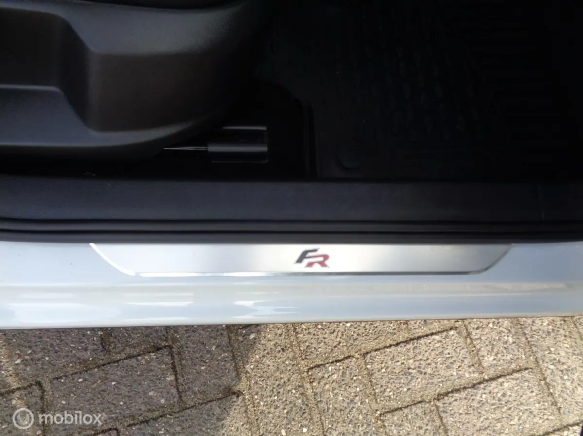 1.5 TSI FR/Panoramadak/Leer/Stoelverw/Carplay/18''/LED/Virtual/Trekhaak/Key Less
