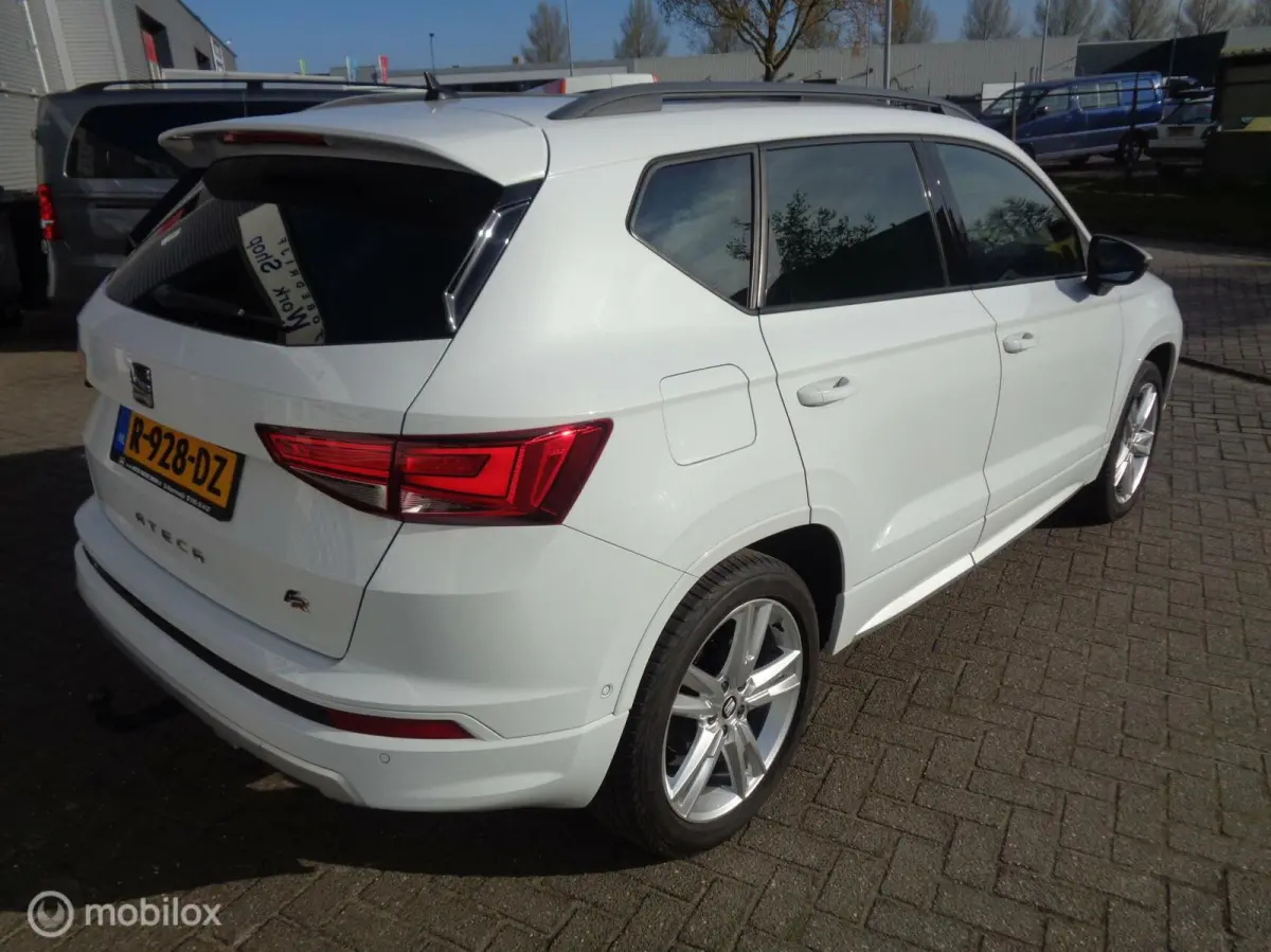 1.5 TSI FR/Panoramadak/Leer/Stoelverw/Carplay/18''/LED/Virtual/Trekhaak/Key Less