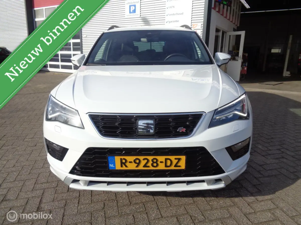 1.5 TSI FR/Panoramadak/Leer/Stoelverw/Carplay/18''/LED/Virtual/Trekhaak/Key Less