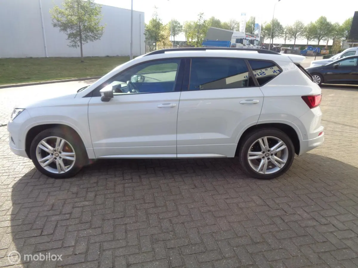 1.5 TSI FR/Panoramadak/Leer/Stoelverw/Carplay/18''/LED/Virtual/Trekhaak/Key Less