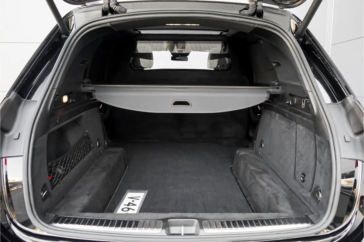 400d 4M AMG Burmester Airmatic Grijs Kenteken Distronic BTW