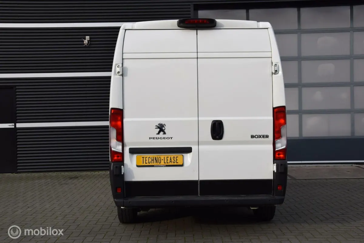 Bestel 333 2.2 BlueHDi 140 L2H2 Premium