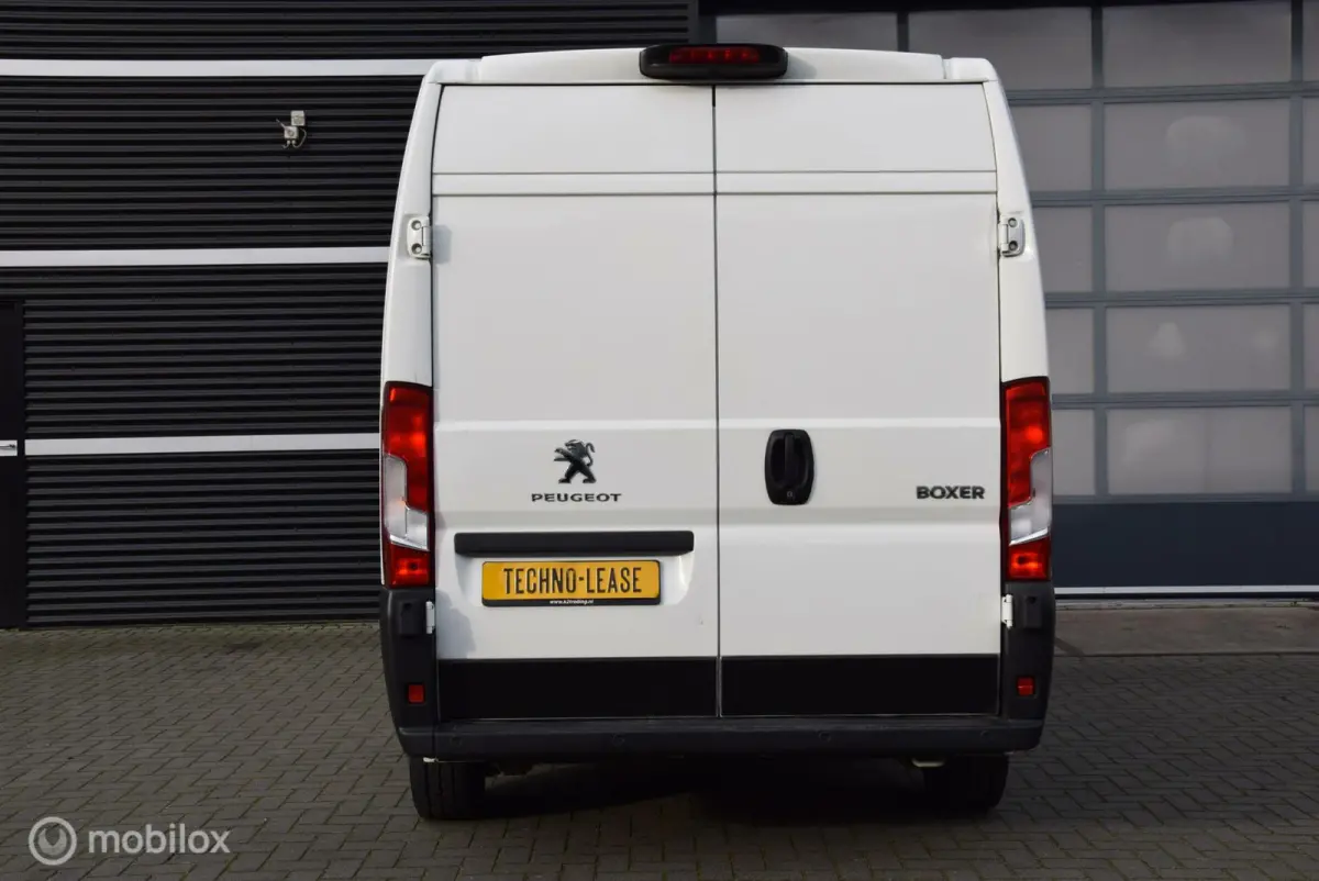 Bestel 333 2.2 BlueHDi 140 L2H2 Premium