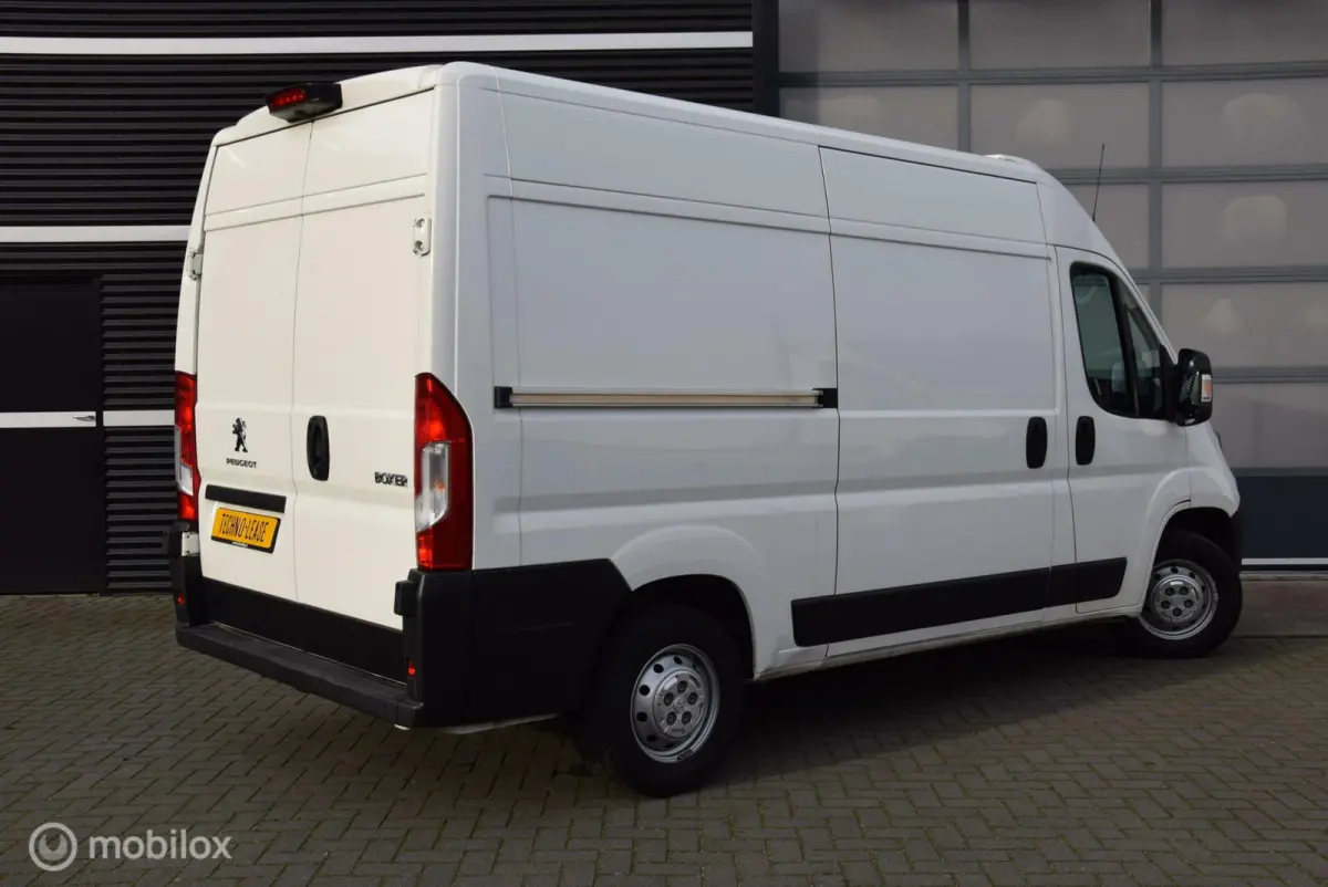 Bestel 333 2.2 BlueHDi 140 L2H2 Premium