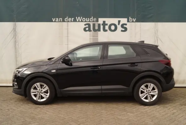 1.2 Turbo 130pk Automaat Online Edition -NAVI-PDC-