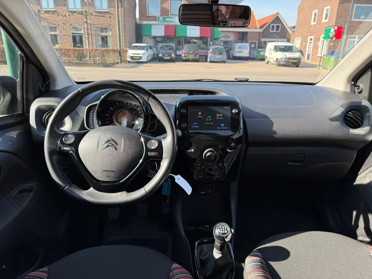 1.0 VTi Feel, Navigatie,Apple Carplay/Android,Airco,Achteruitrij camera