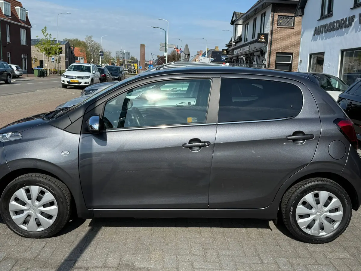 1.0 VTi Feel, Navigatie,Apple Carplay/Android,Airco,Achteruitrij camera