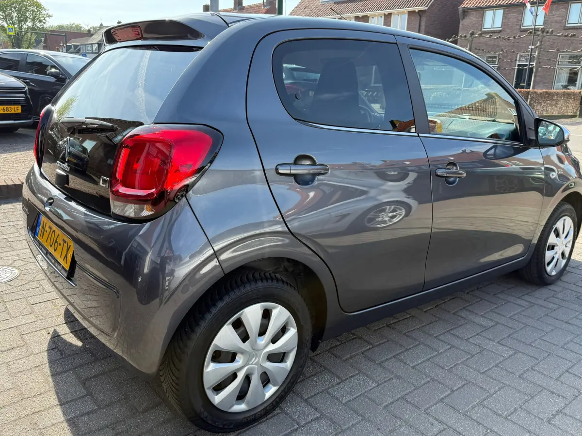 1.0 VTi Feel, Navigatie,Apple Carplay/Android,Airco,Achteruitrij camera
