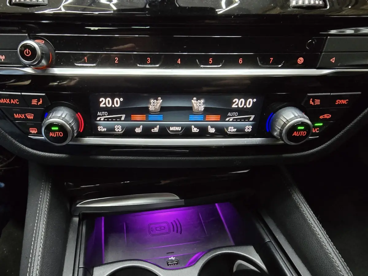530d Business Edition Plus M-Sport Laser Led Pano Leder HUD Clima Cruise 18"LM