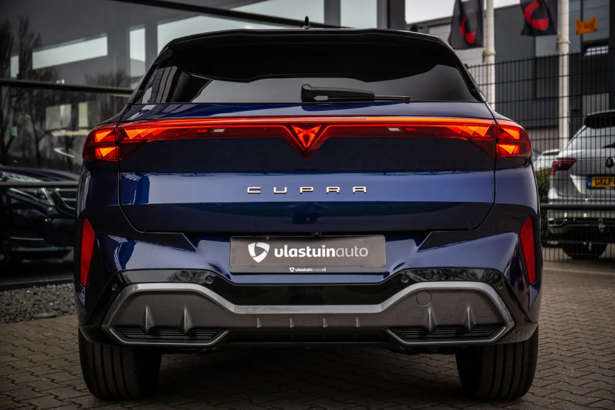 1.5 eTSI Business ,  Adaptive cruise, Carplay, Stuur/stoelverwarming,