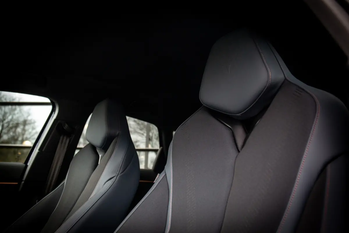 1.5 eTSI Business ,  Adaptive cruise, Carplay, Stuur/stoelverwarming,