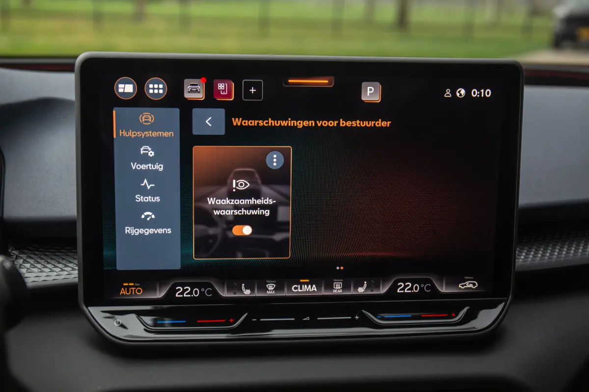 1.5 eTSI Business ,  Adaptive cruise, Carplay, Stuur/stoelverwarming,