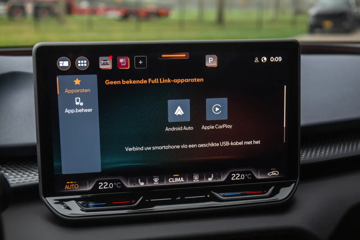 1.5 eTSI Business ,  Adaptive cruise, Carplay, Stuur/stoelverwarming,