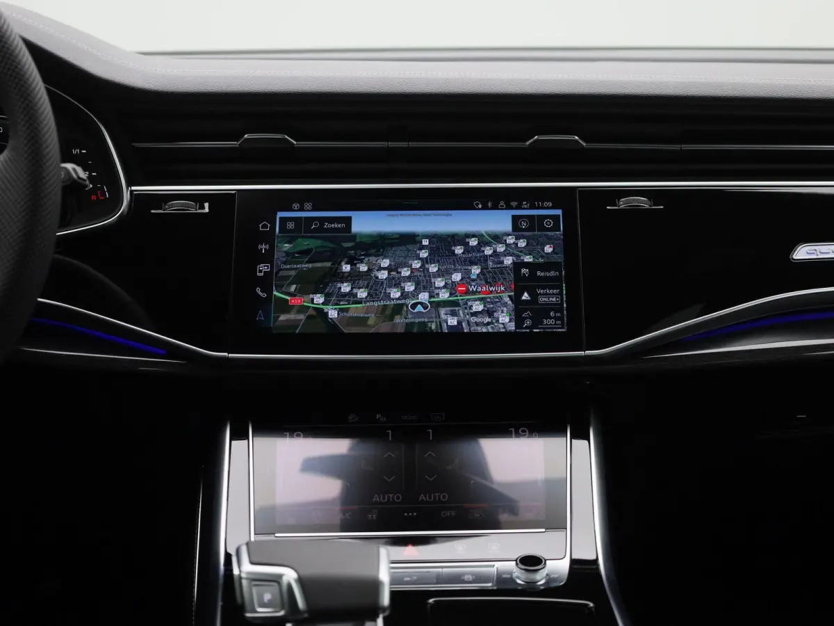 55 TFSI e quattro Pro Line S | Demo | S-line | Automaat | Navigatie | Camera | Adaptive Cruise Control | Climate Control | Stoelverwarming | Virtual Cockpit | LED Matrix | Lichtmetalen velge