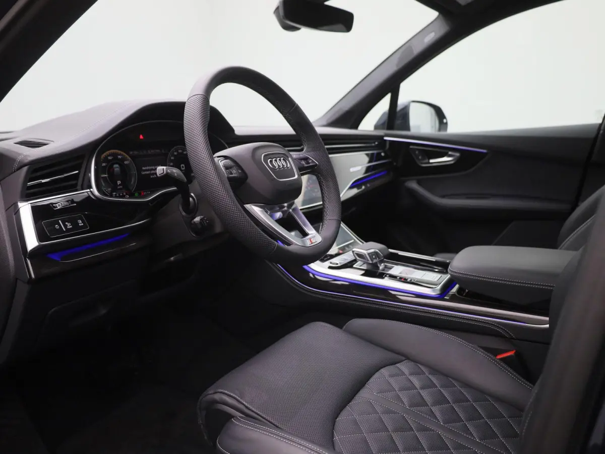 55 TFSI e quattro Pro Line S | Demo | S-line | Automaat | Navigatie | Camera | Adaptive Cruise Control | Climate Control | Stoelverwarming | Virtual Cockpit | LED Matrix | Lichtmetalen velge