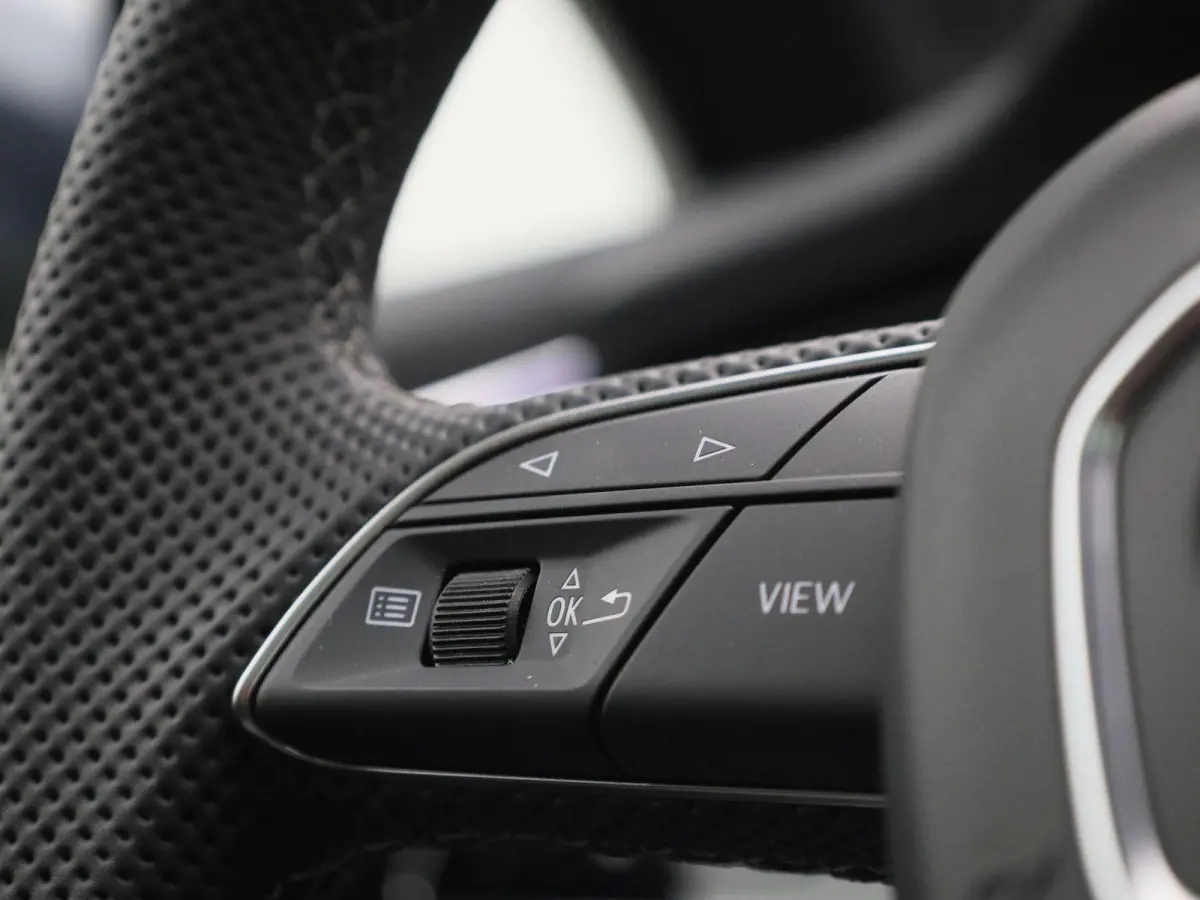 55 TFSI e quattro Pro Line S | Demo | S-line | Automaat | Navigatie | Camera | Adaptive Cruise Control | Climate Control | Stoelverwarming | Virtual Cockpit | LED Matrix | Lichtmetalen velge