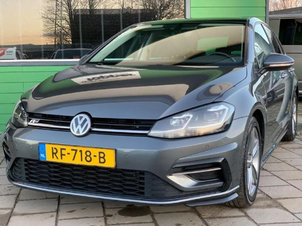 1.5 TSI Highline / R-Line / PanoDak / Virtual /