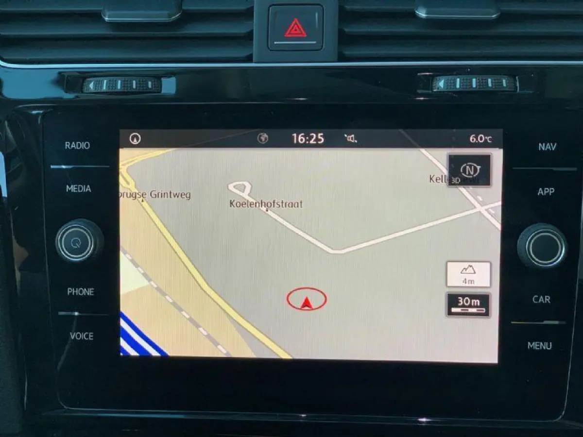 1.5 TSI Highline / R-Line / PanoDak / Virtual /