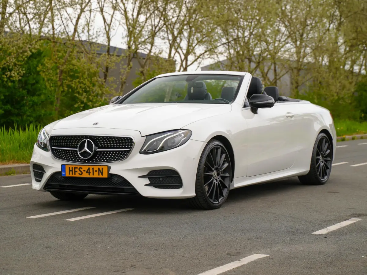 200 Premium Plus / Cabrio / Leder / Achteruitrijcamera / 20inch.LMV