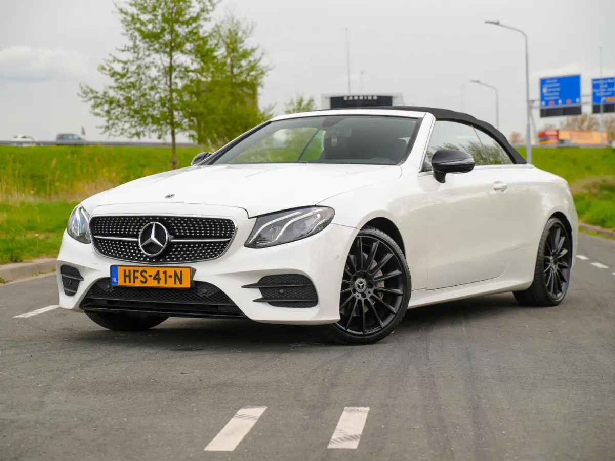 200 Premium Plus / Cabrio / Leder / Achteruitrijcamera / 20inch.LMV