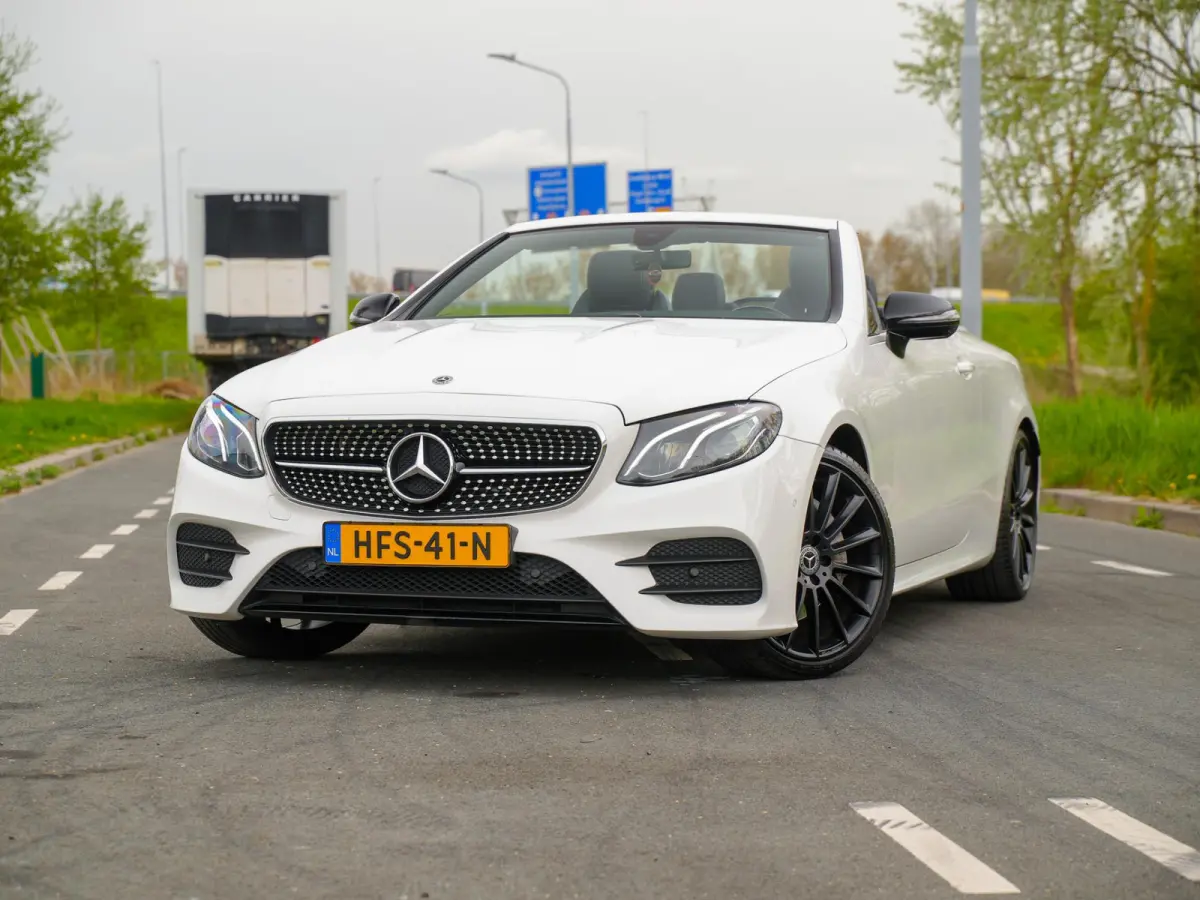 200 Premium Plus / Cabrio / Leder / Achteruitrijcamera / 20inch.LMV