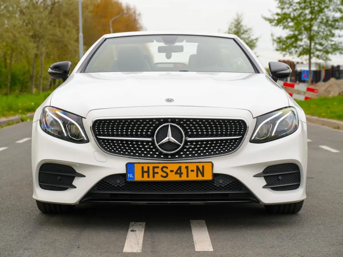 200 Premium Plus / Cabrio / Leder / Achteruitrijcamera / 20inch.LMV