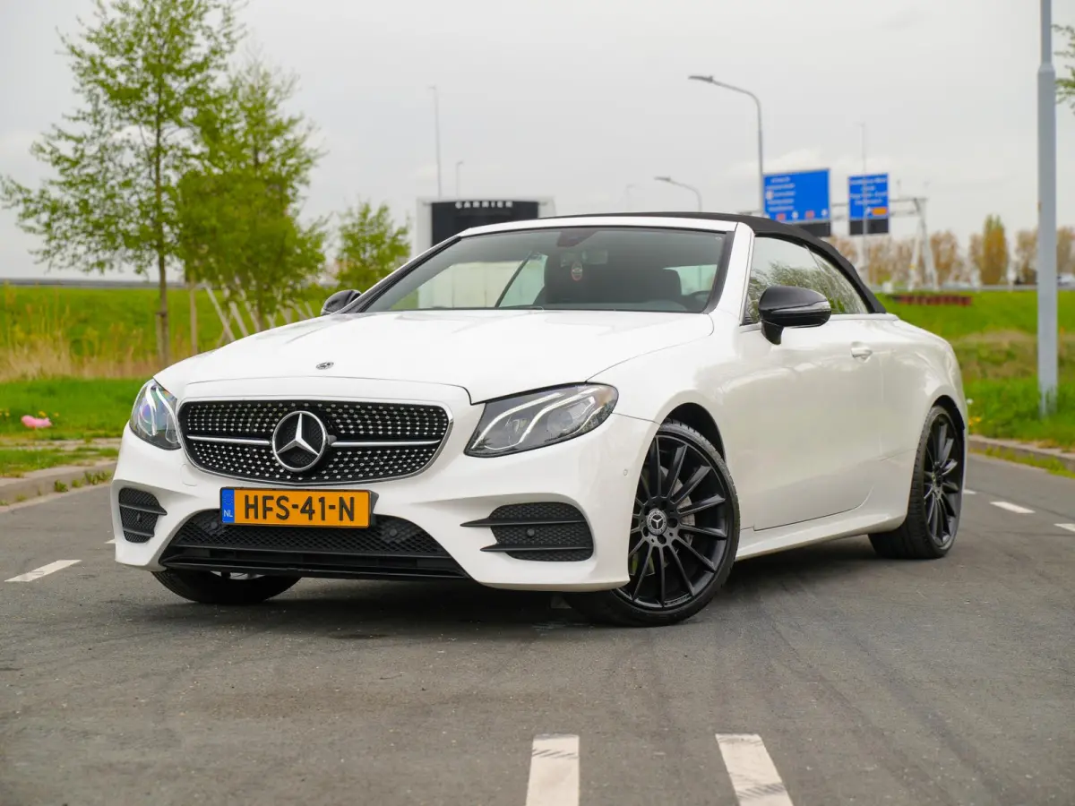 200 Premium Plus / Cabrio / Leder / Achteruitrijcamera / 20inch.LMV