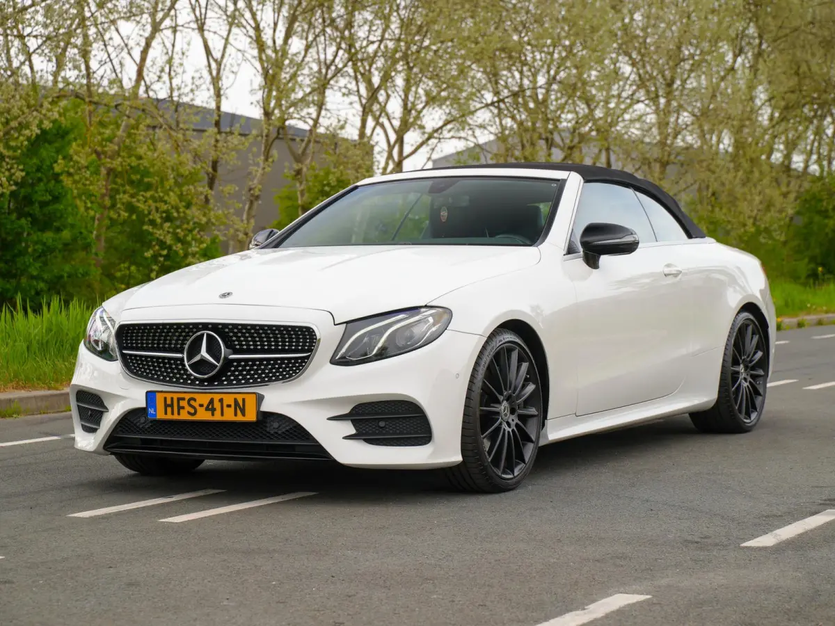 200 Premium Plus / Cabrio / Leder / Achteruitrijcamera / 20inch.LMV
