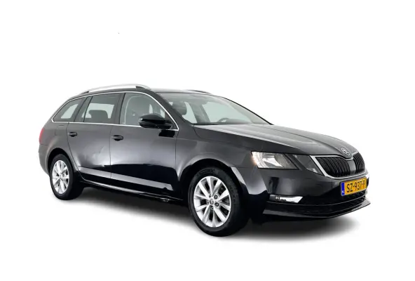1.6 TDI Greentech Clever Edition Aut. *LEATHER-FABRIC | NAVI-FULLMAP | COMFORT-SEATS | DAB+ | HEATED-SEATS | AMUNDSEN-AUDIO | ECC | SHIFT-PADDLES | PARKPILOT | CRUISE | TOWBAR | 16''ALU *