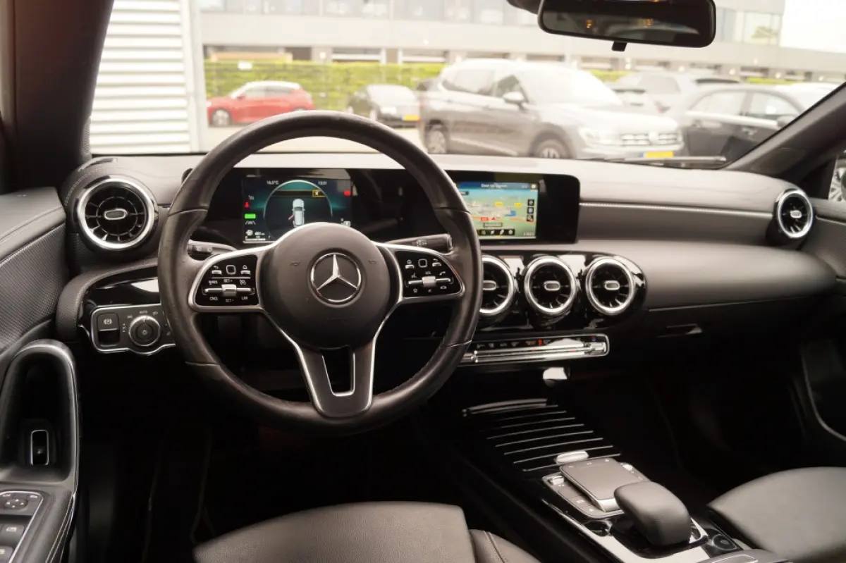 250e Business Edition -NAVI-ECC-PDC-