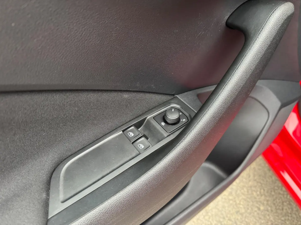 1.0 TSI Sport Business|Automaat|ACC|Stoelverwarming|