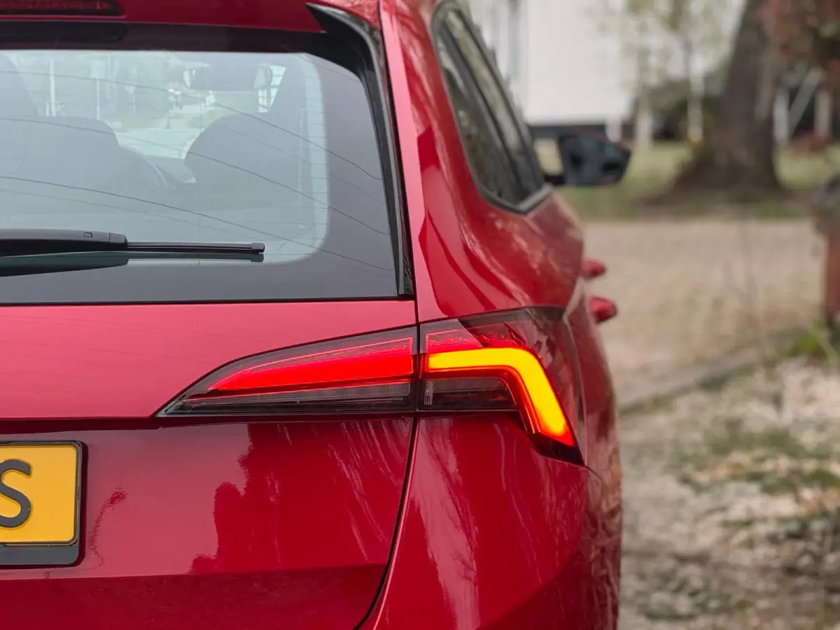 1.0 TSI Sport Business|Automaat|ACC|Stoelverwarming|