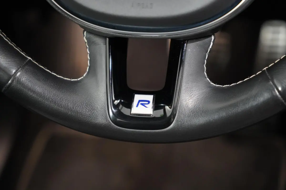 2.0 T8 AWD R-Design Lucht|Pano|Memory|Leder|Dodehoeksdetectie|Camera