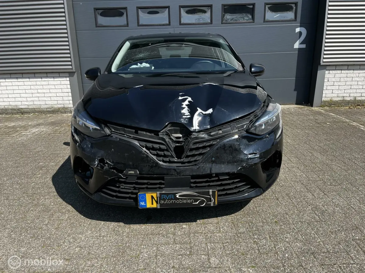 1.0 TCe Zen SCHADE
