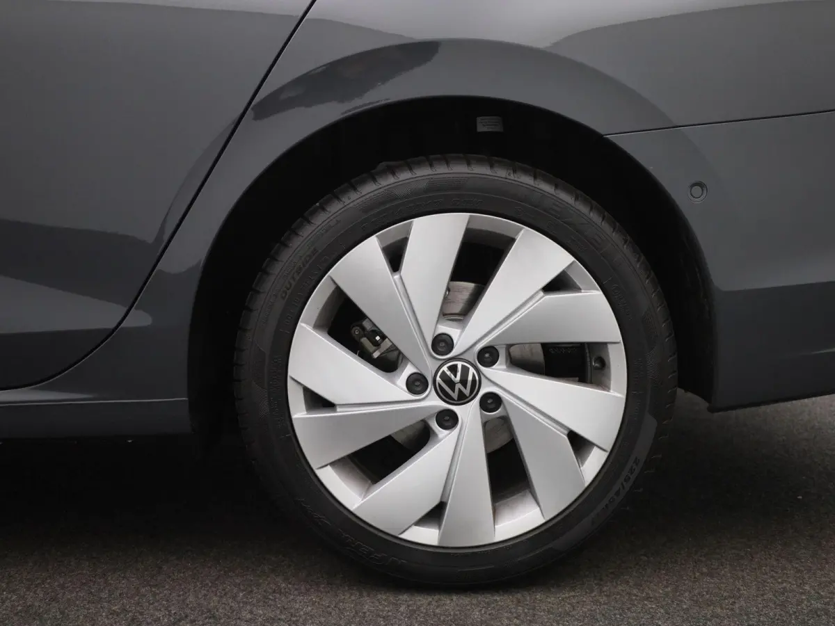 1.5 TSI Life Edition | Draadloze Apple Carplay | Adaptieve cruise control | Lane Assist | Climate control | Achteruitrij camera | Parkeersensoren | Elektrische achterklep |