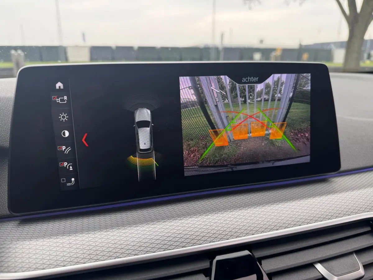 540i xDrive High Exe M-Sport Panodak Trekhaak Dealeronderh