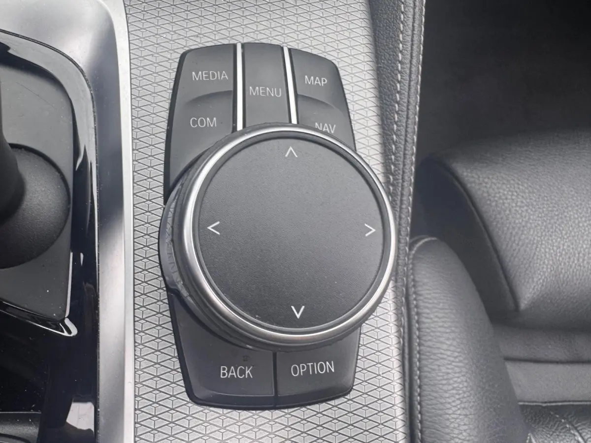 540i xDrive High Exe M-Sport Panodak Trekhaak Dealeronderh